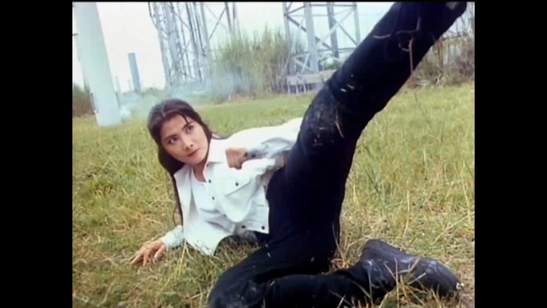 03 - Angel on Fire 1995 ViE DVDrip XviD.mkv_snapshot_01.00.19.617.webp