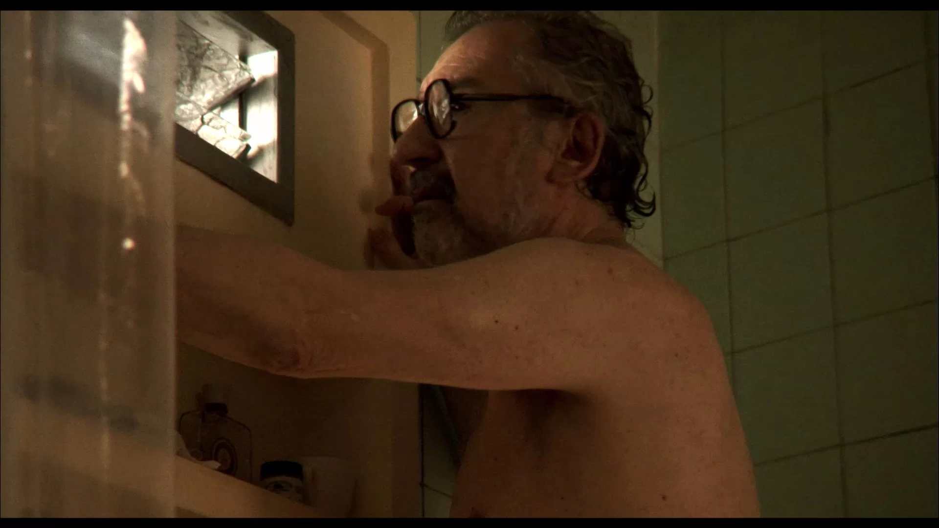 04 - Madrid 1987 2011 Remux 1080p USA Blu-ray AVC DD20.m2ts_snapshot_01.36.32.068.webp